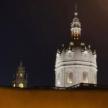 Hip Tailor Made Flat In Estrela! Lejlighed *