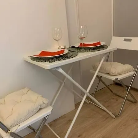 Hip Tailor Made Flat In Estrela! Apartman Lisboa